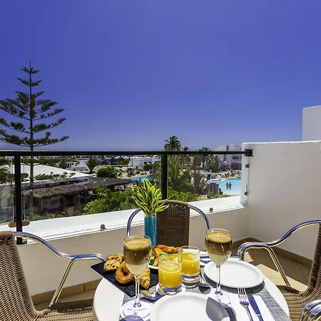 블루베이 랜자로테 * 코스타 테기세